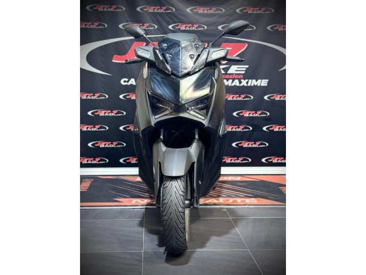 YAMAHA X-MAX 125 TECH MAX