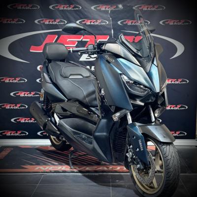 YAMAHA XMAX 300 Tech Max