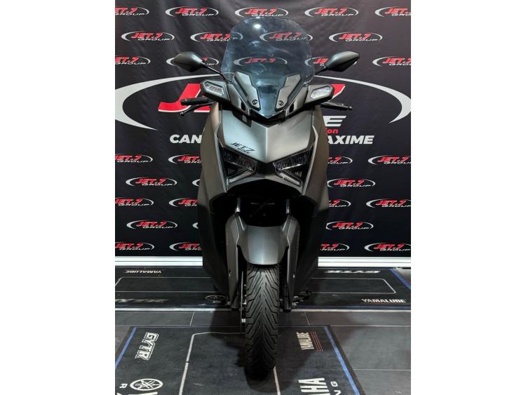 YAMAHA XMAX 300