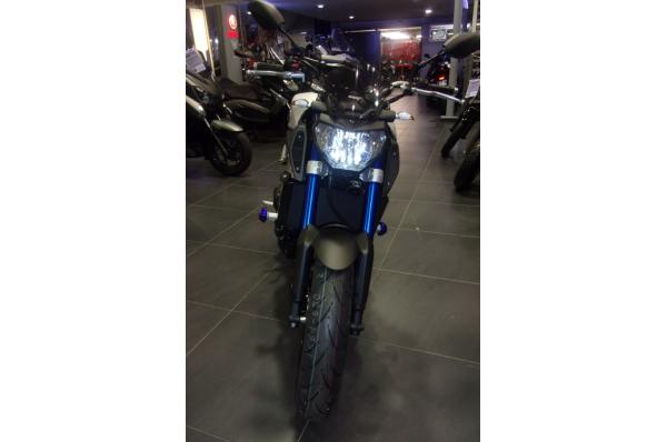MT 09 2015 RACE BLUE