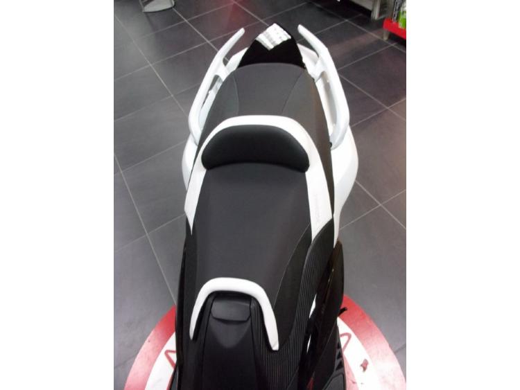TMAX WHITE MAX